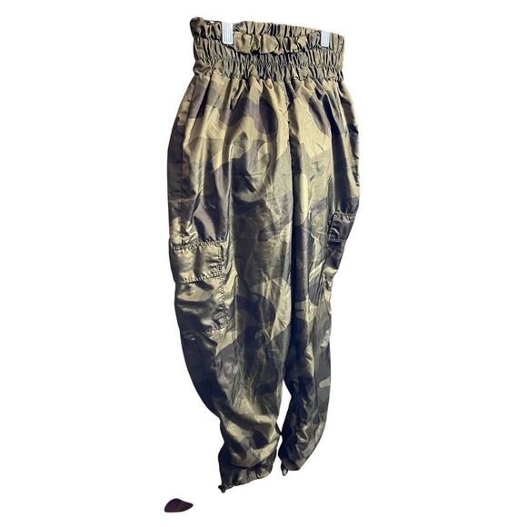 No Boundaries Camo Jogger Pants Size X-Small - Picture 7 of 14